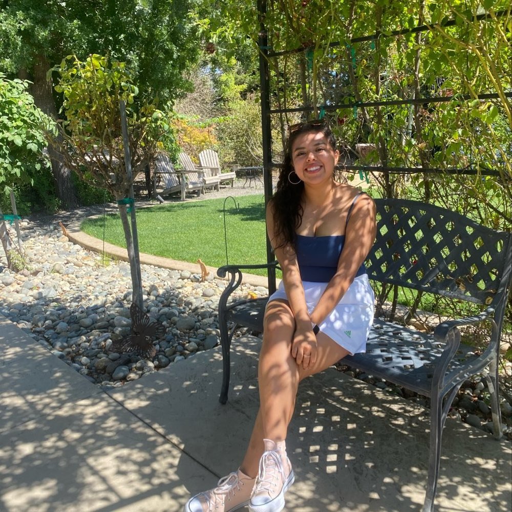 Meet your Posher, Angie